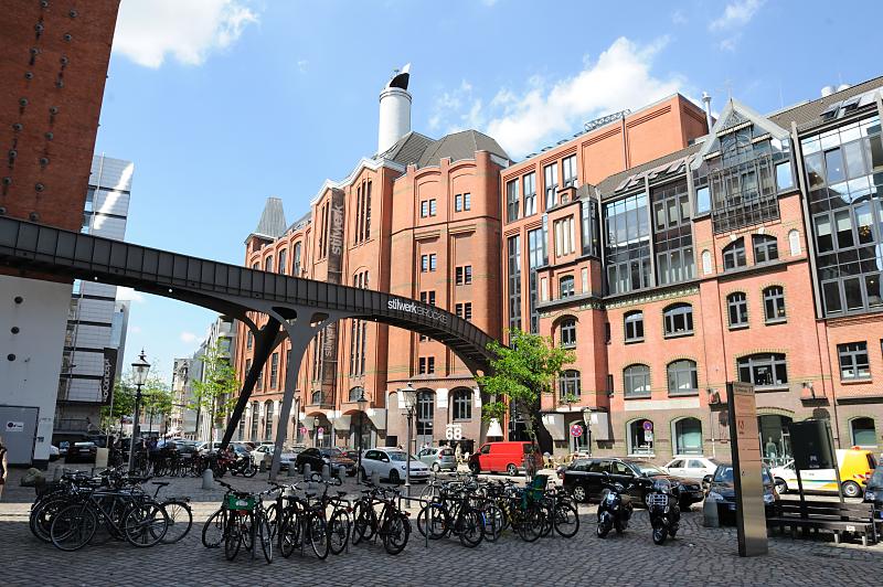 396_4053 Hamburgs historische Architektur - Bilder aus der Grossen Elbstrasse. | Grosse Elbstrasse - Bilder vom Altonaer Hafenrand.